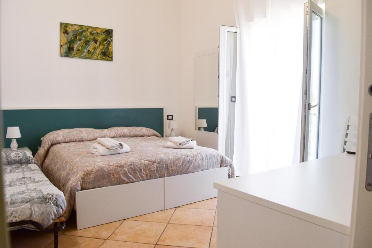 Bed & Breakfast Domus Pepe Scalea Eksteriør billede